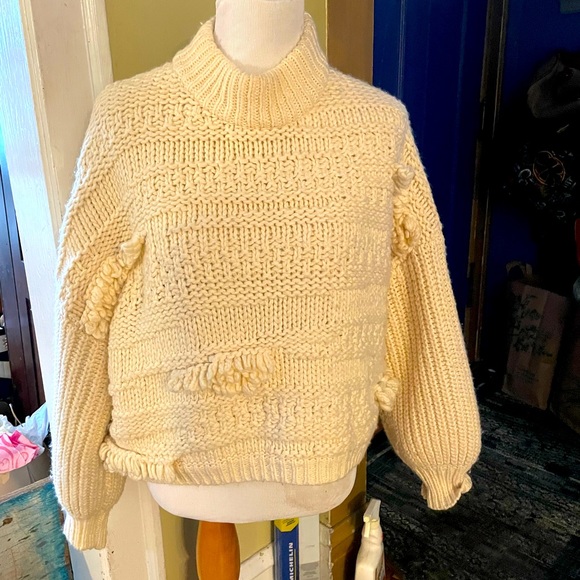 Beautiful new cream color sweater - Picture 3 of 5